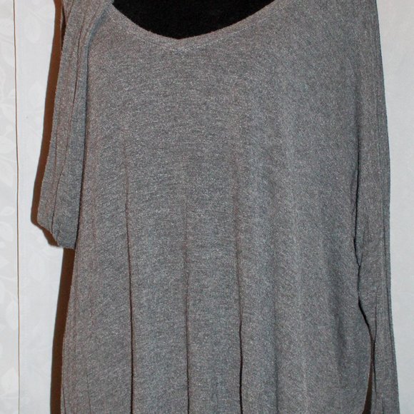 Brandy Melville - Picture 2 of 4